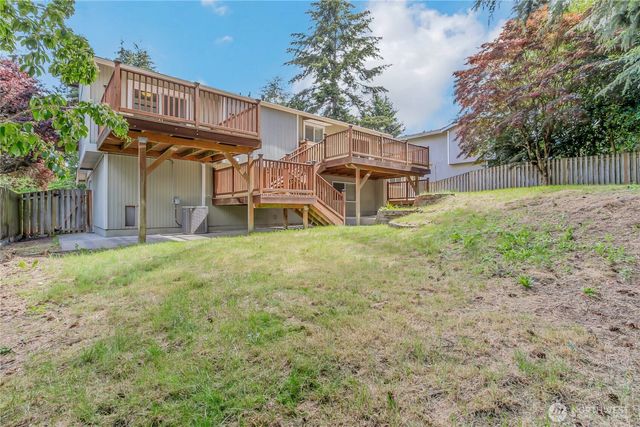 2613 SW 340th Place, Federal Way, WA 98023