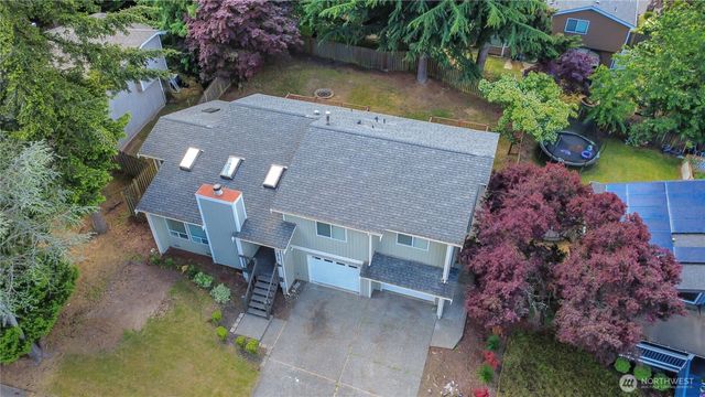 2613 SW 340th Place, Federal Way, WA 98023