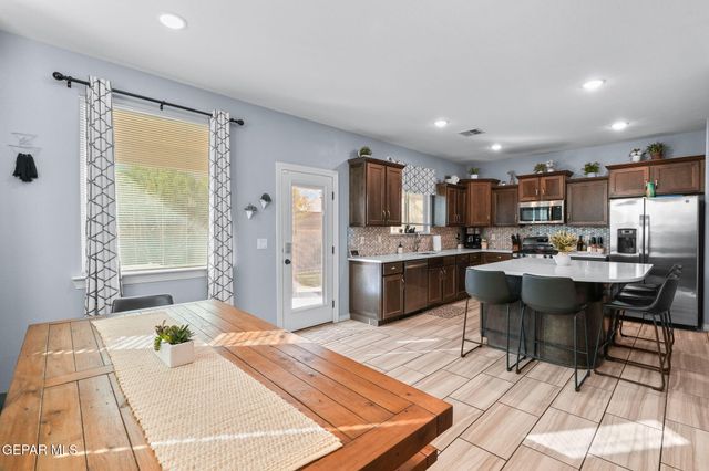 6613 FLORES Lane, El Paso, TX 79932