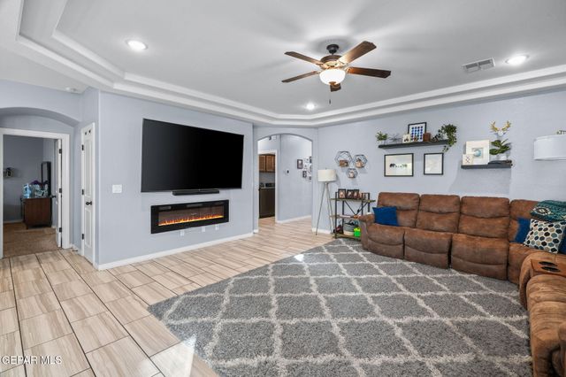 6613 FLORES Lane, El Paso, TX 79932