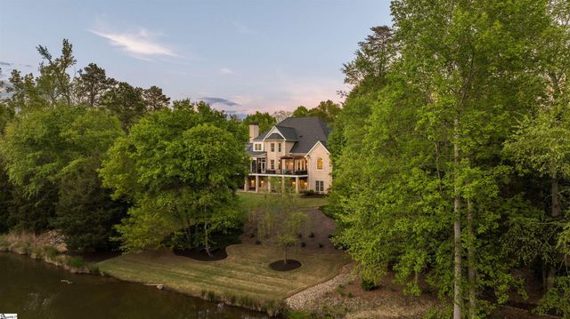 303 Cypress Point Court, Spartanburg, SC 29306