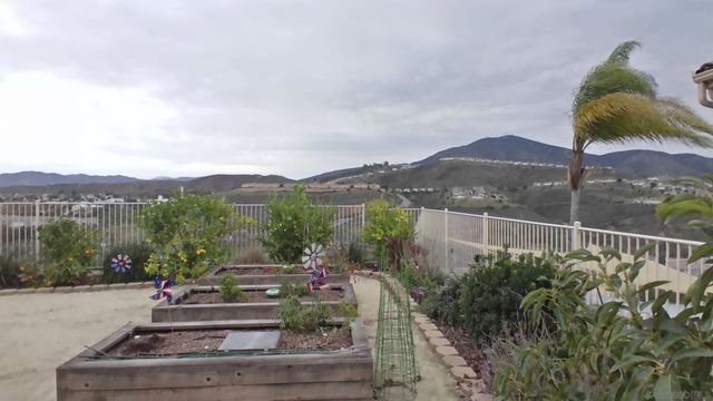 1775 Fabled Waters Drive, Spring Valley, CA 91977