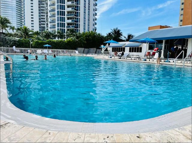 19201 Collins Avenue 644, Sunny Isles Beach, FL 33160