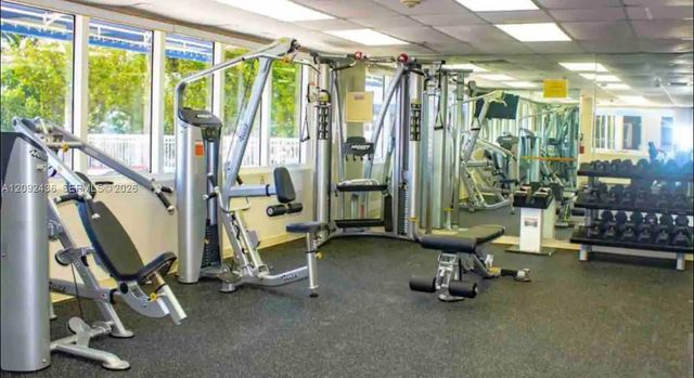 19201 Collins Avenue 644, Sunny Isles Beach, FL 33160