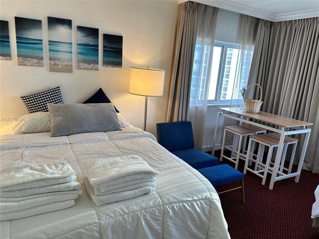 19201 Collins Avenue 644, Sunny Isles Beach, FL 33160