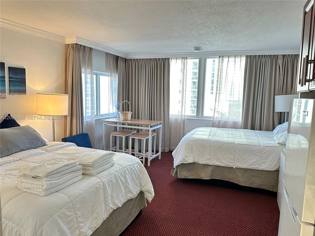19201 Collins Avenue 644, Sunny Isles Beach, FL 33160