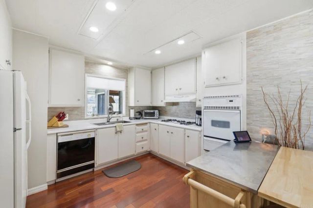 1930 W San Marcos 204, San Marcos, CA 92078