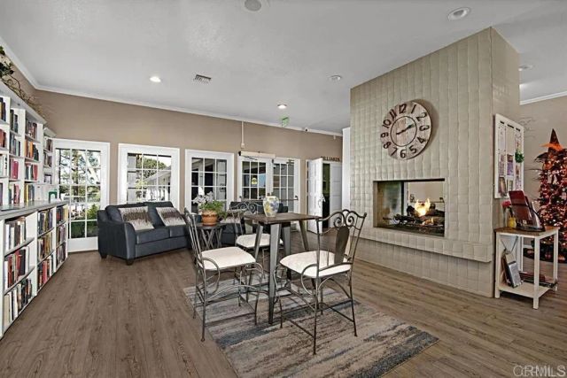 1930 W San Marcos 204, San Marcos, CA 92078