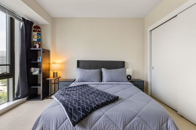 2 Earhart 1103, Cambridge, MA 02141