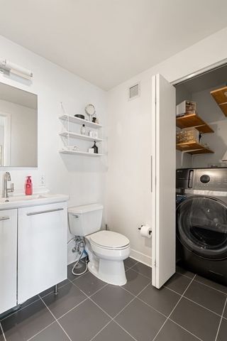 2 Earhart 1103, Cambridge, MA 02141