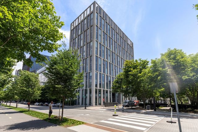 2 Earhart 1103, Cambridge, MA 02141