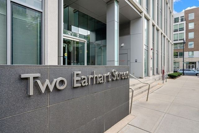 2 Earhart 1103, Cambridge, MA 02141