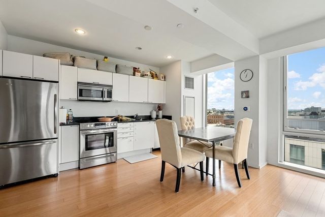 2 Earhart 1103, Cambridge, MA 02141