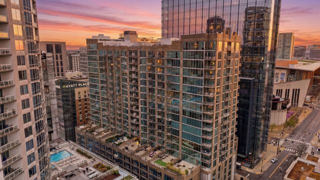 301 Demonbreun St Unit 1513, Nashville, TN 37201