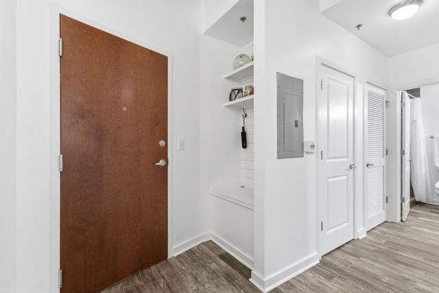 301 Demonbreun St Unit 1513, Nashville, TN 37201