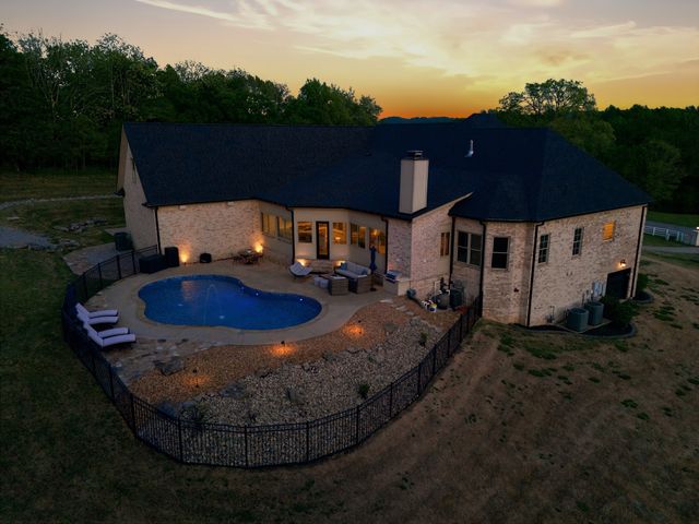 1500 Buckskin Ct, Thompsons Station, TN 37179