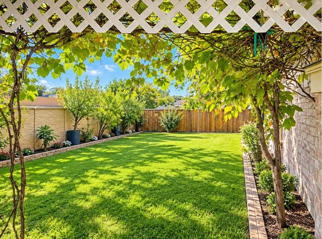 5805 Ozark Drive, Fort Worth, TX 76131