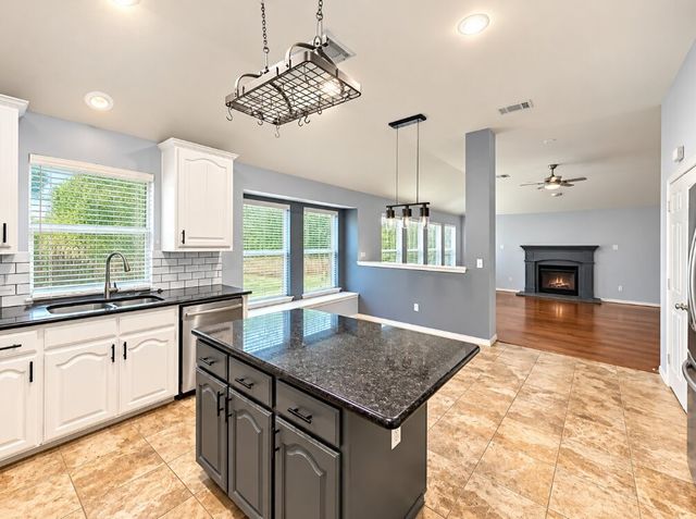 5805 Ozark Drive, Fort Worth, TX 76131