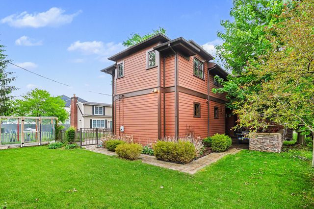 1523 Villa Road, Birmingham, MI 48009