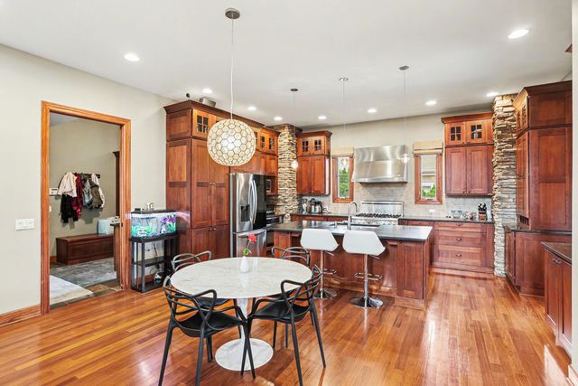 1523 Villa Road, Birmingham, MI 48009