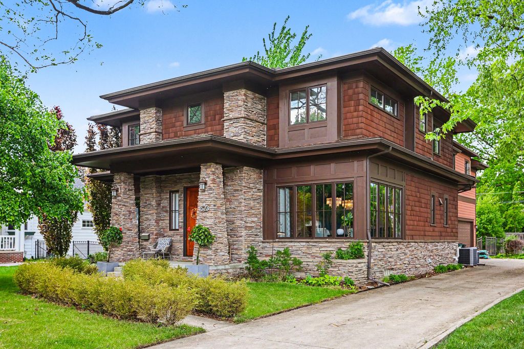 1523 Villa Road, Birmingham, MI 48009