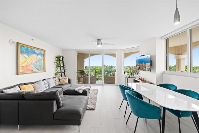 2011 N Ocean Boulevard 504, Fort Lauderdale, FL 33305