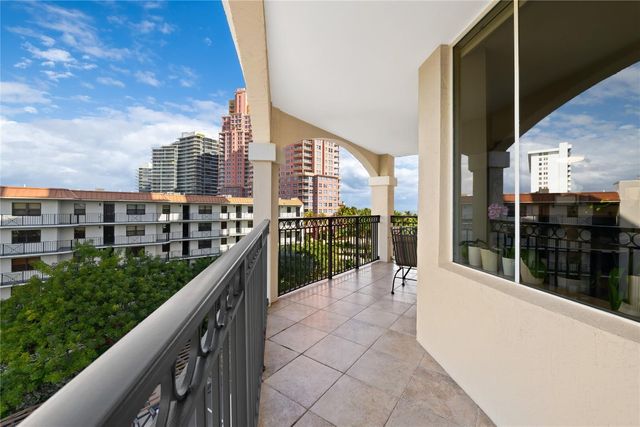 2011 N Ocean Boulevard 504, Fort Lauderdale, FL 33305