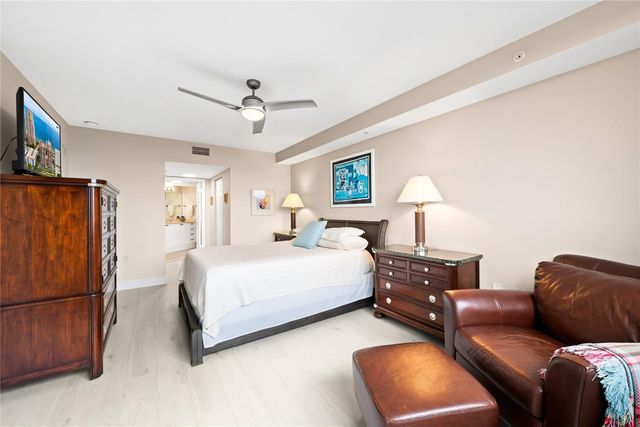 2011 N Ocean Boulevard 504, Fort Lauderdale, FL 33305