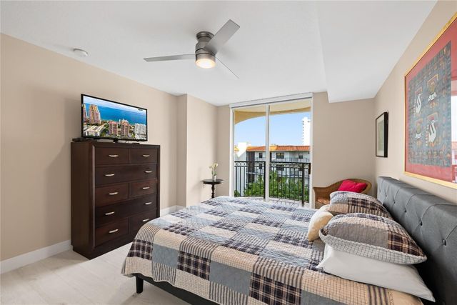2011 N Ocean Boulevard 504, Fort Lauderdale, FL 33305