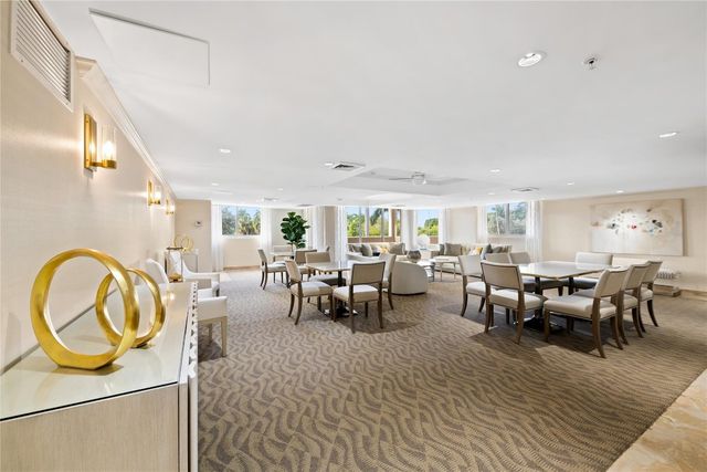 2011 N Ocean Boulevard 504, Fort Lauderdale, FL 33305