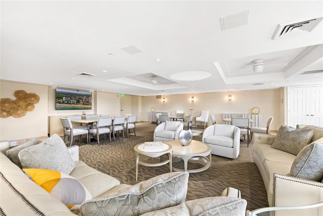 2011 N Ocean Boulevard 504, Fort Lauderdale, FL 33305