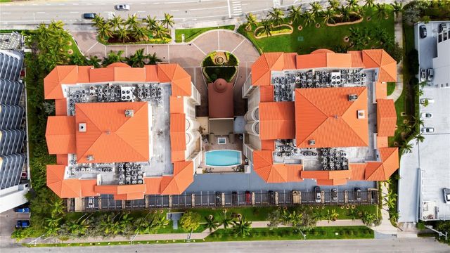 2011 N Ocean Boulevard 504, Fort Lauderdale, FL 33305