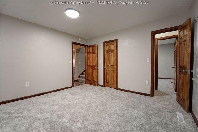 37 Lake Shore Drive, Charleston, WV 25313