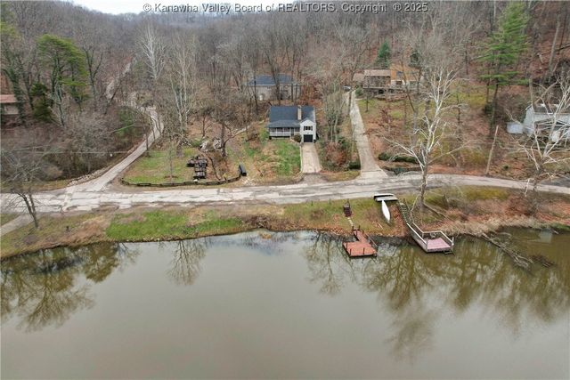 37 Lake Shore Drive, Charleston, WV 25313