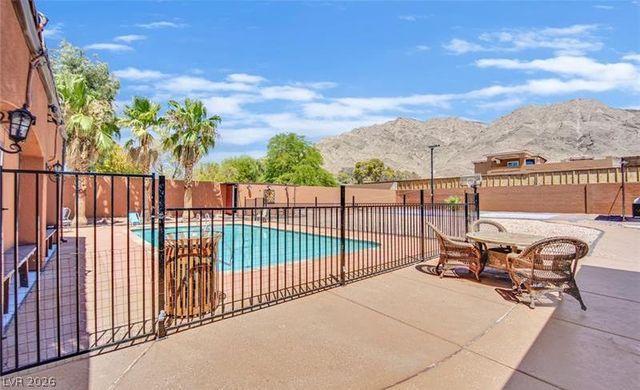 236 Vista Valley Street, Las Vegas, NV 89110
