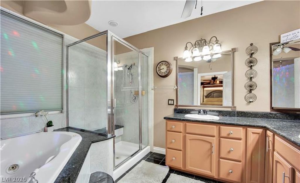 Image 15 of property listing at 236 Vista Valley Street, Las Vegas, NV 89110