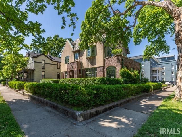 603 SE First Street, Evansville, IN 47713