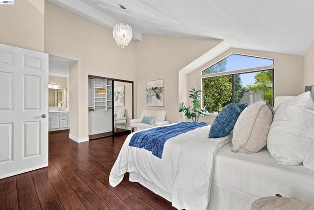 701 Ironwood Rd, Alameda, CA 94502