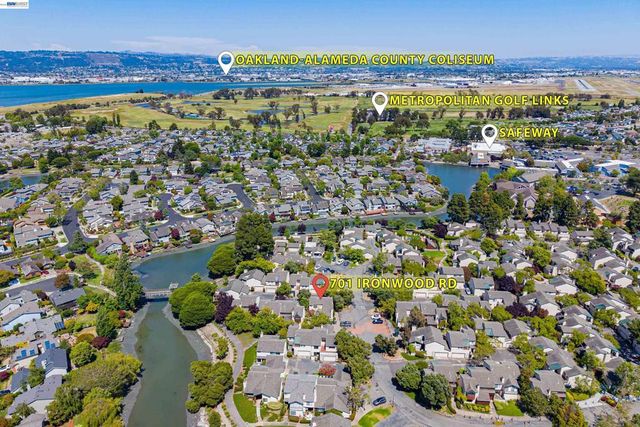 701 Ironwood Rd, Alameda, CA 94502