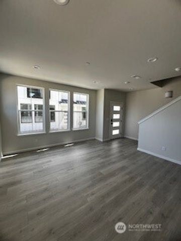 12080 127th Avenue Ct E #73, Puyallup, WA 98374