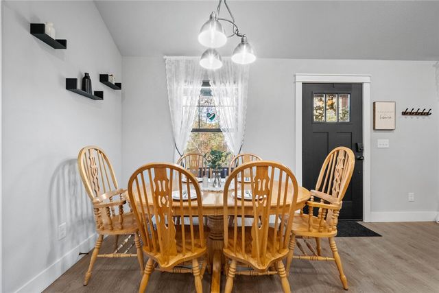 6 Washington Lane, Bella Vista, AR 72715