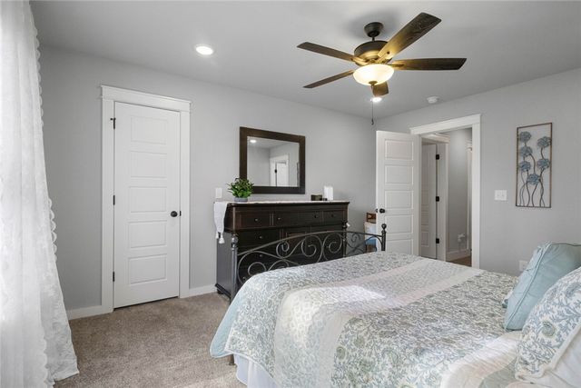 6 Washington Lane, Bella Vista, AR 72715