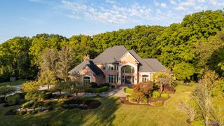 5779 Pinecrest Estates Drive, Ann Arbor, MI 48105