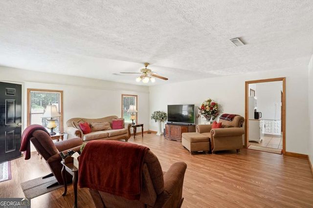 716 County Line Auburn Road, Winder, GA 30680
