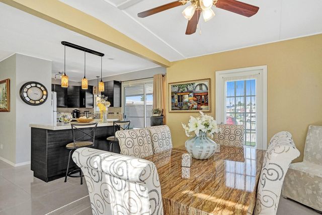 2301 SW 86th Terrace, Davie, FL 33324