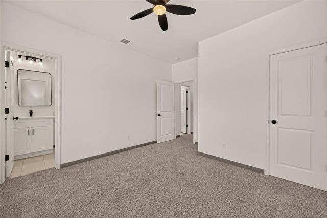 8306 Tidwell Road B, Houston, TX 77028