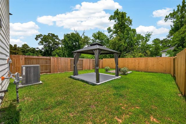 8306 Tidwell Road B, Houston, TX 77028