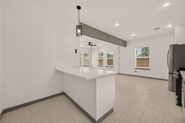 8306 Tidwell Road B, Houston, TX 77028