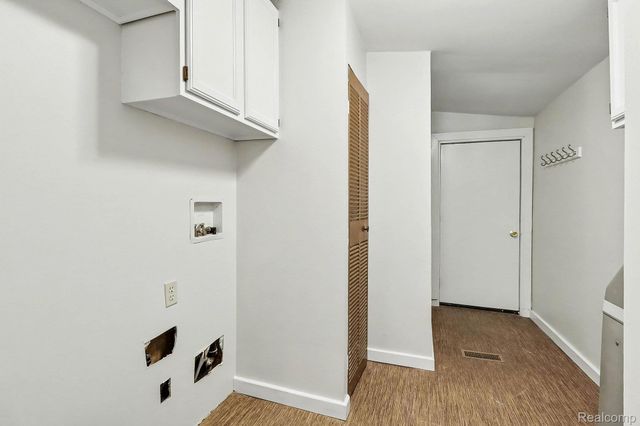 1295 W Cook Road, Mundy Township, MI 48439