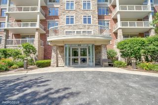 425 Benjamin Drive 207, Vernon Hills, IL 60061